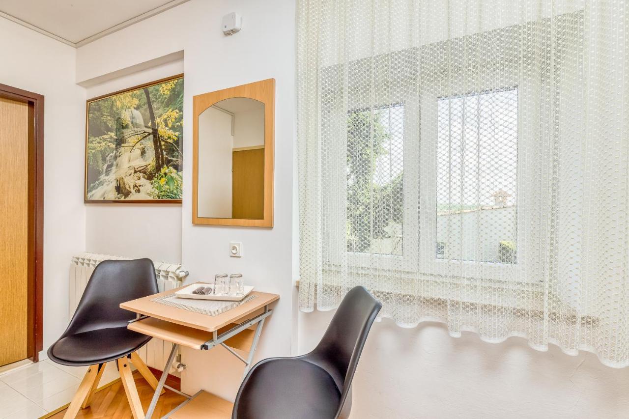 Matea Rooms Funtana Dış mekan fotoğraf